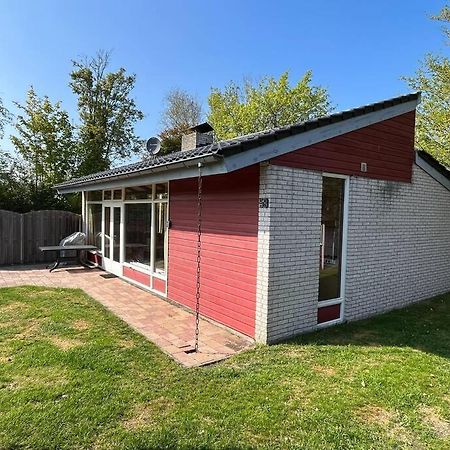 Knusse Bungalow Op Groen Park! Ouddorp Ngoại thất bức ảnh