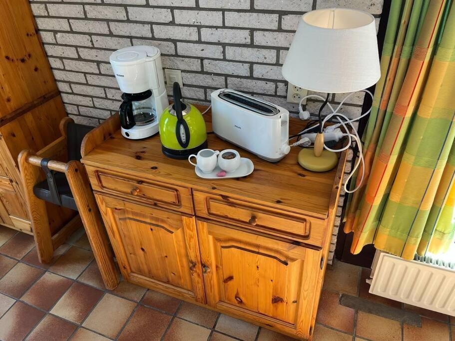 Knusse Bungalow Op Groen Park! Ouddorp Ngoại thất bức ảnh