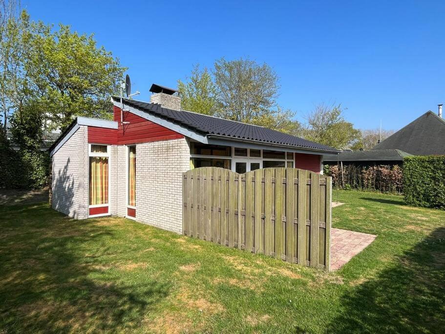 Knusse Bungalow Op Groen Park! Ouddorp Ngoại thất bức ảnh